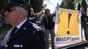 Zyperns Banken öffnen am Dienstag wieder