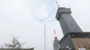 Jetzt ist auch noch der Turm zu