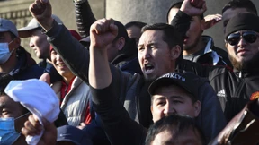 Postengeschacher und Bürgerwehren