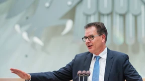 Entwicklungshilfeminister entschuldigt sich für Afrikaner-Beleidigung