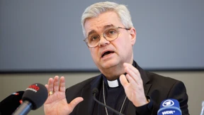 Erzbischof Bentz bittet Opfer um Verzeihung