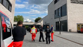 Junge Frau stirbt an Verletzungen nach Messerattacke