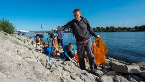 Müll sammeln gegen die Plastikflut