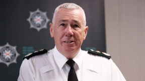 Er muss Belfast unter Kontrolle halten