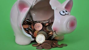 Deutsche sparen so viel wie nie