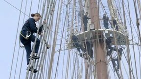 Leonor setzt die Segel