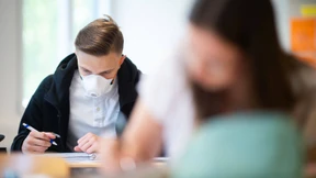 Schüler mahnen Corona-Schutz an