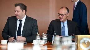 Spahn springt Merz zur Seite, Klingbeil geht auf Distanz