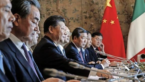 Meloni will sich aus Pekings Umarmung lösen