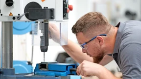 Wie Conti sich seine eigenen Fachkräfte schafft