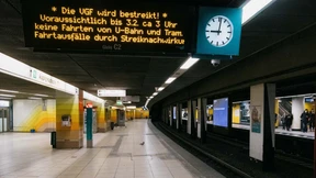 Manchen bleibt nur das Fahrrad als Bahn-Ersatz