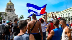 Tausende Kubaner demonstrieren gegen die kommunistische Regierung