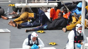 Wie Brüssel nach Ländern sucht, die Migranten aufnehmen