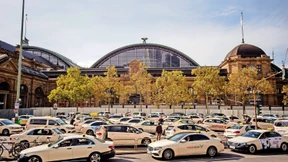 Taxifahrer in Hessen fordern „Putin-Euro“