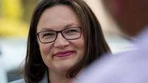 Nahles wirft CSU diffamierende Flüchtlingspolitik vor