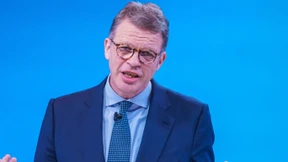 Entschuldigung, und dann?