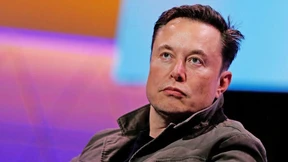 Tesla lässt auf neue Modelle warten