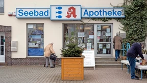 Wie Lauterbach Landapotheken attraktiver machen will
