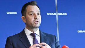 Rücktritt nach Chats über Pöbel und Flüchtlinge