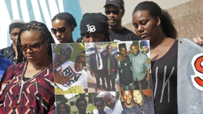 Sheriff gibt Schüsse auf unschuldigen Schwarzen zu