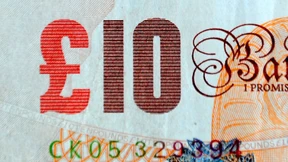 Pfund steigt während Brexit-Referendum auf Jahreshoch