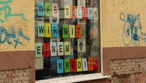 Endzeitstimmung in der Fußgängerzone