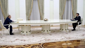 Warum Macron immer noch mit Putin telefoniert