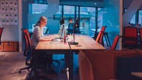 Generative KI macht den Job für junge Menschen stressiger