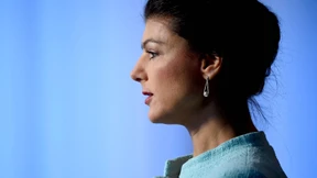 Wagenknecht zieht sich aus Spitze bei „Aufstehen“ zurück