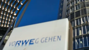 Energiekonzern RWE meldet Gewinneinbruch
