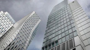 Von Hochhaushonig und hochbegabten Aufzügen