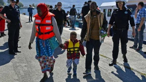 Bootsflüchtlinge berichten von bis zu 500 Toten