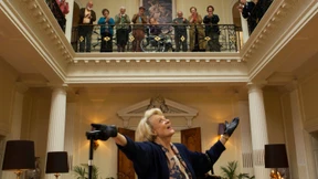 Vier Senioren mit roten Ohren