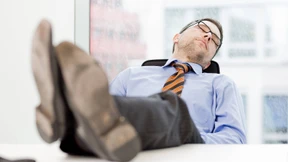 Wie viel Schlaf ist nötig für den Erfolg?