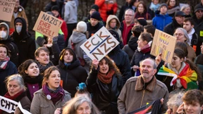 Proteste in Königstein zur Jubiläumsfeier