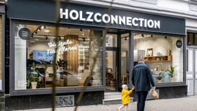 Kunden von Holzconnection und Hallhuber bangen um ihr Geld