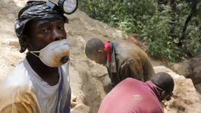 Zwei Tote in illegaler Goldmine gefunden