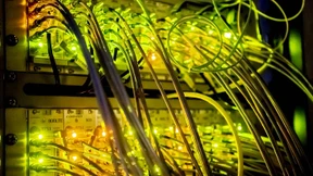 Die Industrie will nicht länger auf schnelles Internet warten