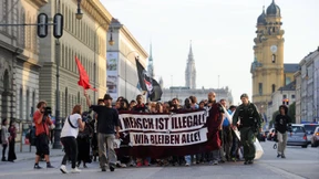 Maximalprotest im Partykeller