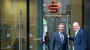 Formalitäten und andere Irritationen