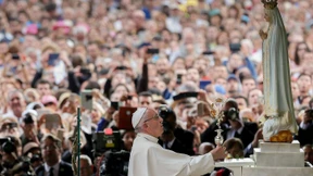 Die Gottesmutter soll den Krieg beenden