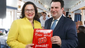 SPD-Arbeitsminister verteidigt Hartz-Sanktionen gegen SPD-Chefin