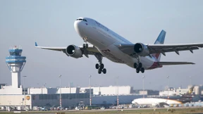 Ungeduldige Polizistin räumt Köln/Bonn