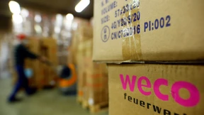 Firma Weco entschuldigt sich für frauenfeindliche Sprüche in Knallbonbons