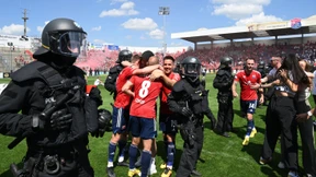 Aufstieg mit Polizeischutz