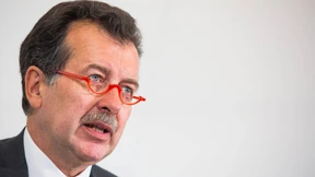 Aufsichtsratschef deckt sich mit Commerzbank-Aktien ein