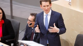 Kurz will Geldleistungen für Asylberechtigte kürzen