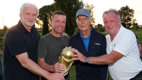 Emotionales Treffen der deutschen Fußball-Legenden