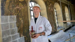 Ein dichtes Dach für die Krippe