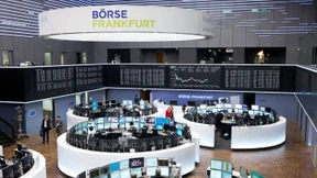 Dax bleibt in Lauerstellung auf die 10.000